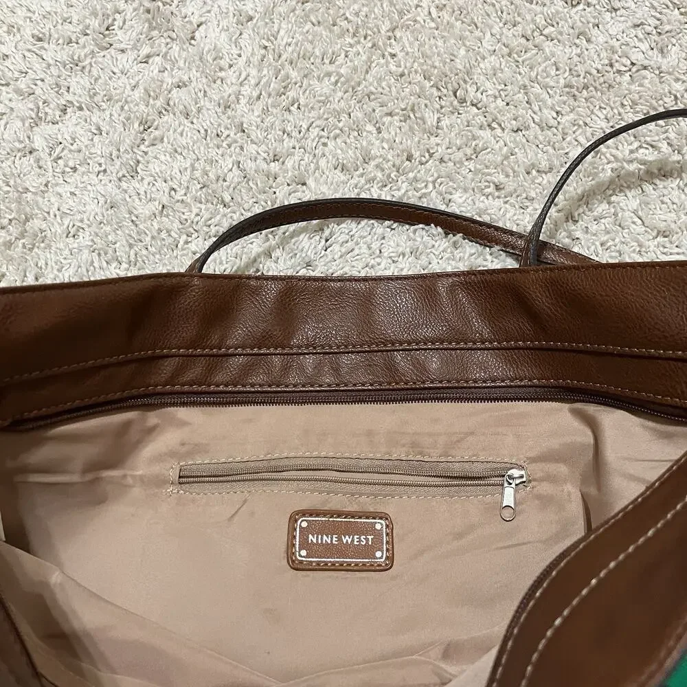 Nine West Vibrant Green Large Pebbled Vegan Leather Shoulder Bag Tote Bag